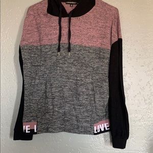 Hooded Pullover